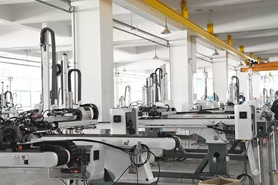 智能機(jī)械手 引領(lǐng)自動(dòng)化浪潮，智能工廠(chǎng)的未來(lái)已至